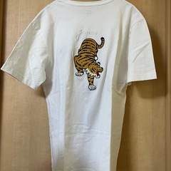 グラニフ メンズTの画像