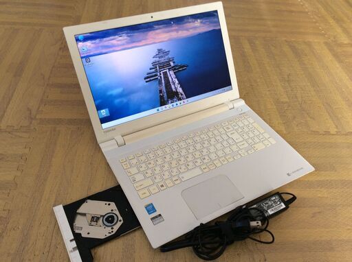 美品 高性能i7 メモリ16GB フルHD 】東芝ノートパソコンdynabook T75