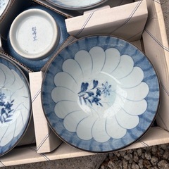 茶碗　小皿セット　未使用品　ホコリありの画像