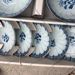 茶碗　小皿セット　未使用品　ホコリありの画像