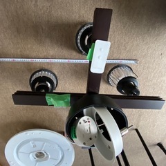 4 灯シーリングライト　おしゃれ　リモコン付き電球新品の画像