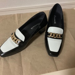 asics ランウォーク チェーン装飾付きローファー 23cmの画像