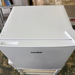 一人暮らしに！comfee 小型冷蔵庫 45Lの画像