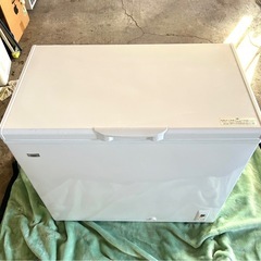 ハイアールの電気冷凍庫JF-NC205F-1 2018年製の画像