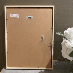 IKEA HOVSTA額縁 の画像