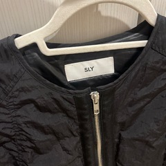 SLY 黒 ジャンバーの画像
