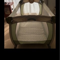 ベビーベッドの画像