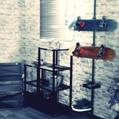 美品　スケボー　ラック　突っ張りタイプ の画像