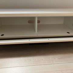 TV台✨美品✨ワイド対応の画像