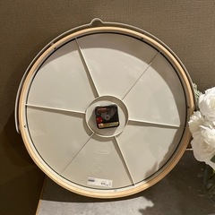 IKEA ROTBLOTA グレージュ　時計の画像