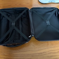 2泊程のキャリーケースの画像