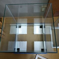 ガラス水槽　2つセットの画像