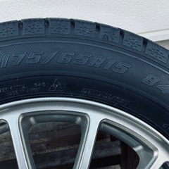 175/65R/15スタッドレスタイヤの画像
