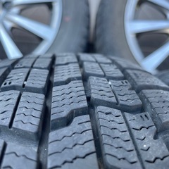 【受付終了】スタッドレスタイヤの画像