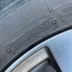 【受付終了】スタッドレスタイヤの画像