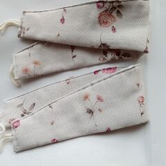 バラ模様 ベージュ カーテン 2枚組 w100 H 140の画像