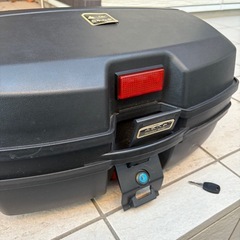 原付　リアボックス　アドレス110 アライ　ジェットヘルメット　U字ロックの画像