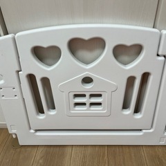 ベビーサークルの画像