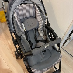 ベビーカー Aprica ラクーナの画像