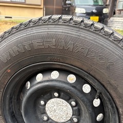 ハイエース　スタッドレス　ホイール付の画像