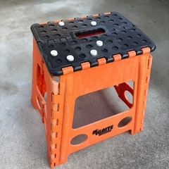 折りたたみの踏み台の画像