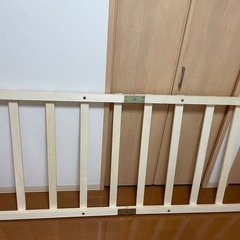 足付きベッド、マットレス（シングル）の画像