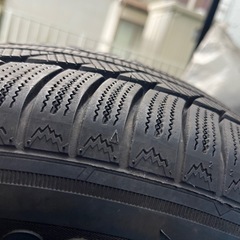 タイヤ 195/65R15 　４本セットスタッドレス　　ホイール
PCD114.3  5穴の画像