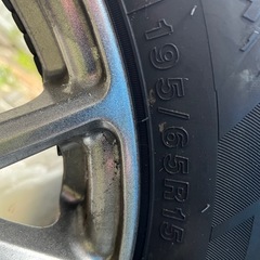 タイヤ 195/65R15 　４本セットスタッドレス　　ホイール
PCD114.3  5穴の画像