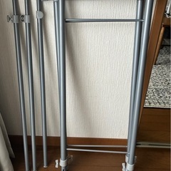 押入れ ハンガーラック
の画像