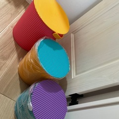 蓋つきバケツの画像