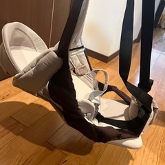 combi★横抱きスイング抱っこ紐★このまま寝かせられますの画像