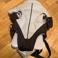 combi★横抱きスイング抱っこ紐★このまま寝かせられますの画像