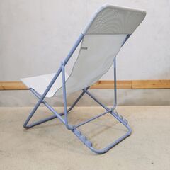 フランスのガーデンファニチャ―メーカーLAFUMA(ラフマ)のデッキチェア MAXI TRANSAT LFM5170です。折り畳めばコンパクトになるのでアウトドアなどにもおススメのチェアーです♪ の画像