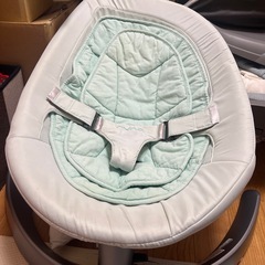 nuna バウンサー リーフカーブ（ロビン）の画像
