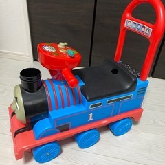機関車トーマス 乗り物の画像