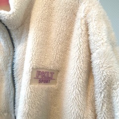 女の子の140cm綿入りアウターの画像