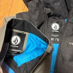 VOLCOM  ウエア　キッズ
の画像