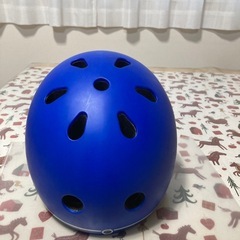 ライト付きキッズヘルメットの画像