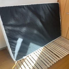 【本日or明日引取限定】すのこ＋セミダブルマットレスの画像