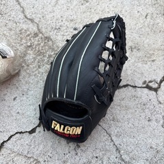 野球　ソフトボール　親革　子供用？　グローブ　FALCON　の画像