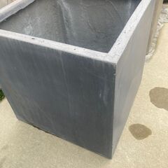 ファイバークレイ　プランター　植木鉢　2つセットの画像