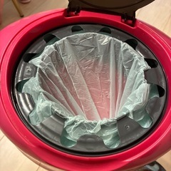 オムツゴミ箱 combiの画像