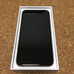 ✨Apple iPhone Xs ゴールド SlMフリー✨の画像