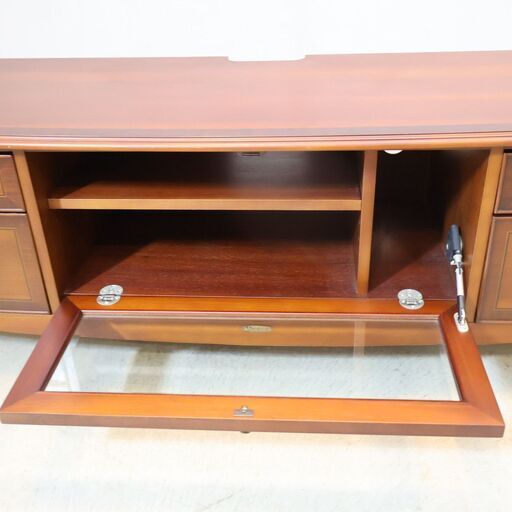 TOKAI KAGU(東海家具)のVenezia(ベネチア) テレビボード。マホガニー材