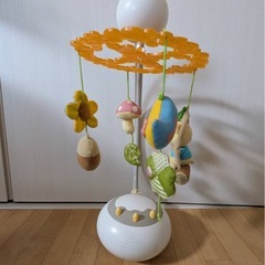 コンビ　ベッドメリーの画像