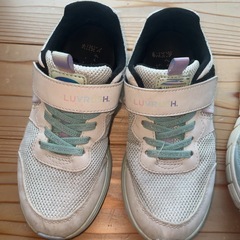 女の子　20センチ　靴　スニーカーの画像