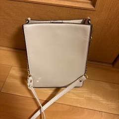 ショルダーバッグの画像