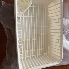 ニトリ蓋付き水切りかごの画像