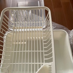 ニトリ蓋付き水切りかごの画像