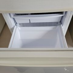 2ドア冷蔵庫の画像